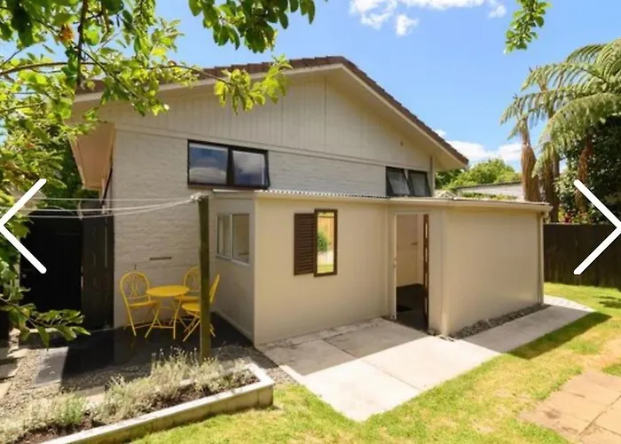 Retreat-spacious 4 Bedroom Ferienhaus *
